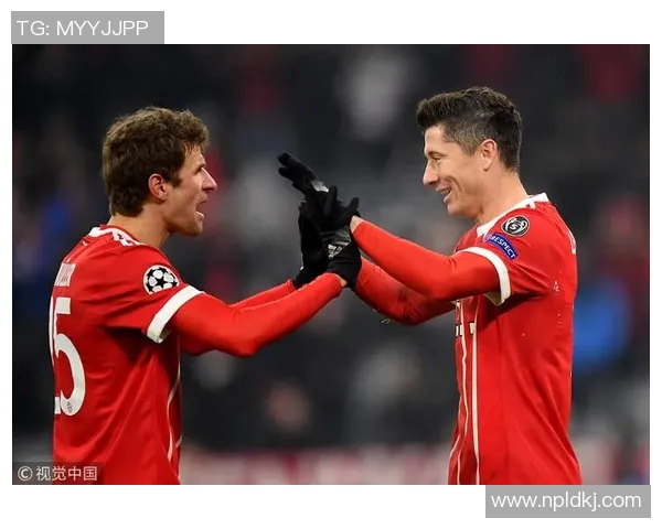 贝西克与拜仁对决谁能笑到最后赛场精彩瞬间回顾与分析